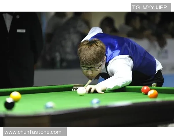 羽毛球场上的追梦旅程：王磊的坚持与成长故事